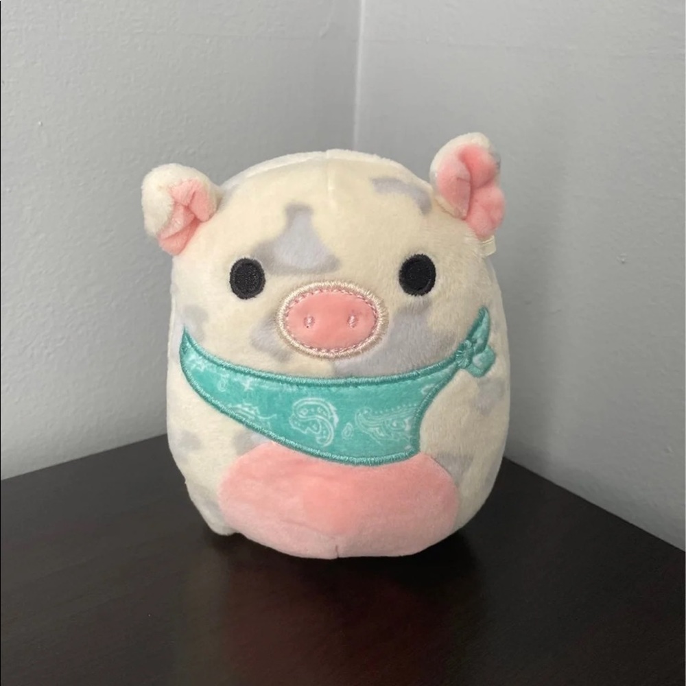 New easter Rosie Squishmallow